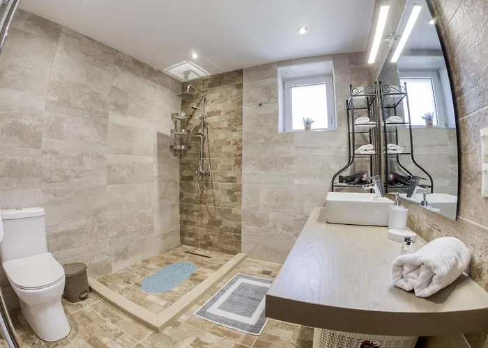 Village Loft House * Γαζάτικα