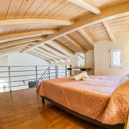 Village Loft House *